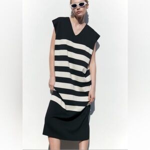 Zara STRIPED KNIT DRESS. NWT Small